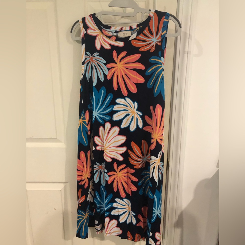 Loft outlet women’s Large cotton swing dress. Knit fabric. Very pretty